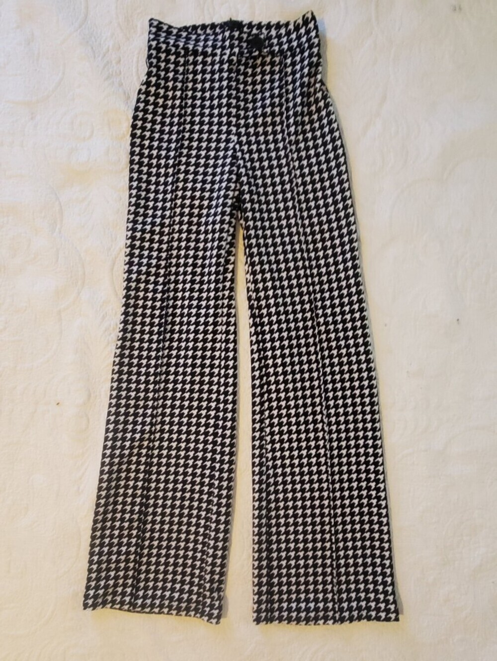 High-Waist Houndstooth Wide-Leg Pants - Black & White Check Back Later Pants - Picture 8 of 8